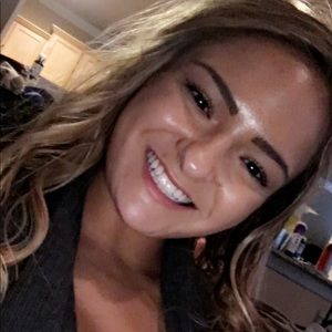 Meet your Posher, Sierra